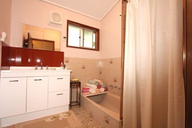 207 Rex Andrew Road, WAIKERIE SA 5330, Waikerie - Thumbnail 4
