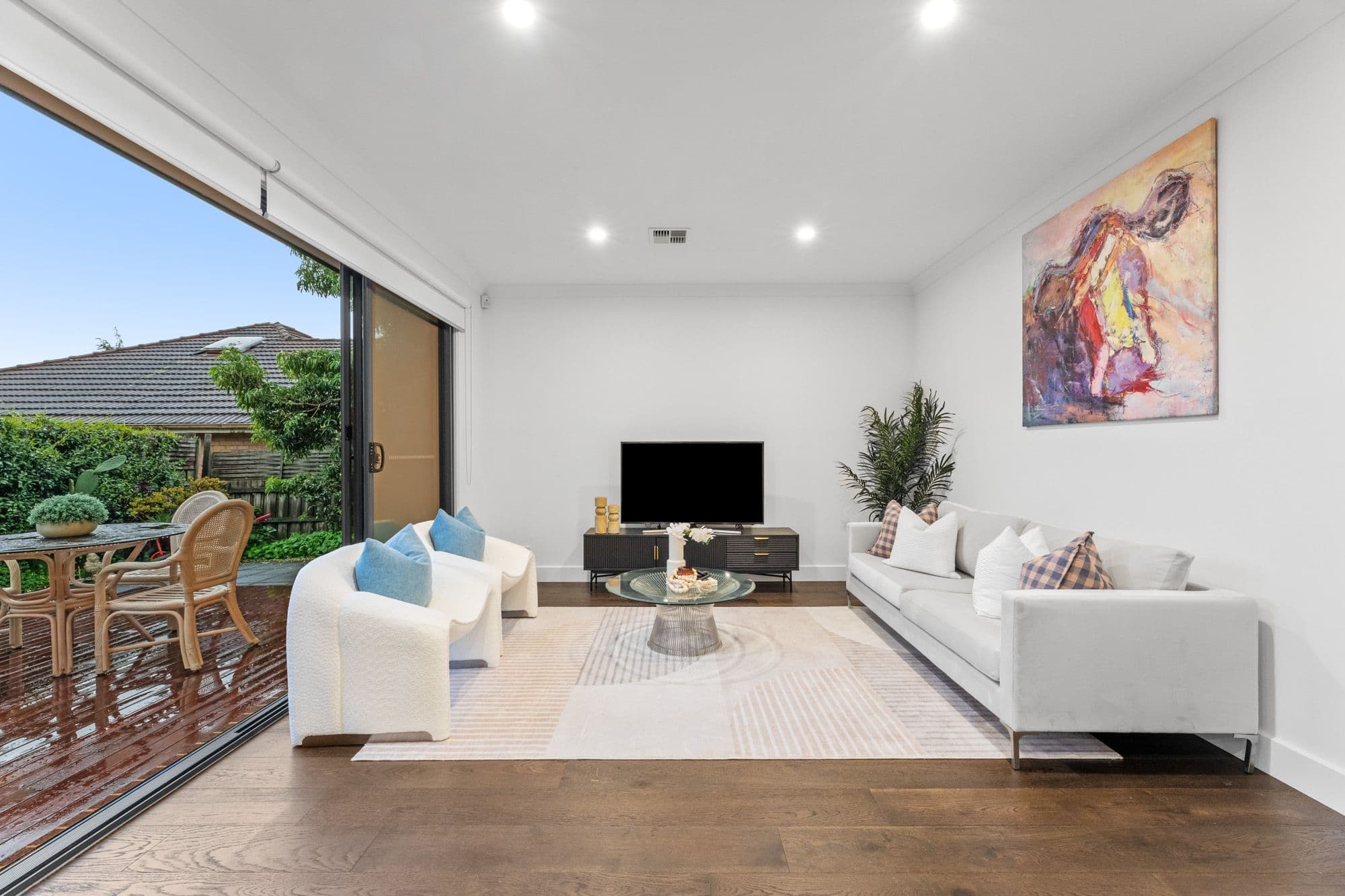 24 Avon Avenue, Mitcham VIC 3132, Mitcham - Thumbnail 2