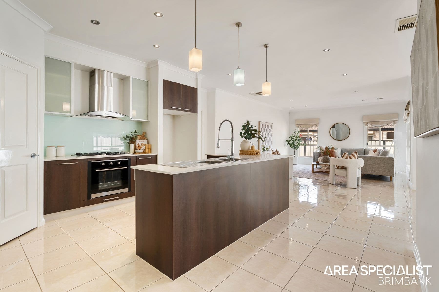 17 Chesterfield Road, Cairnlea, VIC 3023, Cairnlea - Thumbnail 2