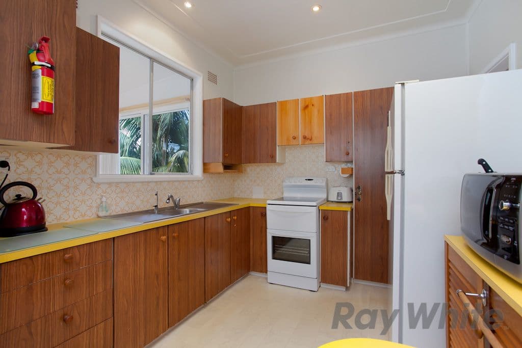 38 Coral Sea Avenue, SHORTLAND NSW 2307, Shortland - Thumbnail 8
