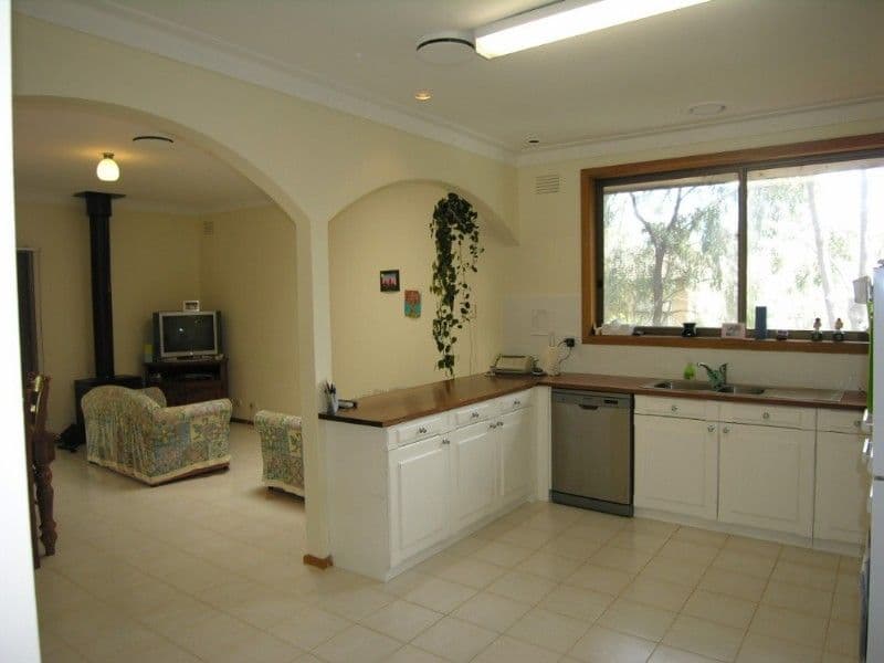 21 Hayride Lane, CHIRNSIDE PARK VIC 3116, Chirnside Park - Thumbnail 2