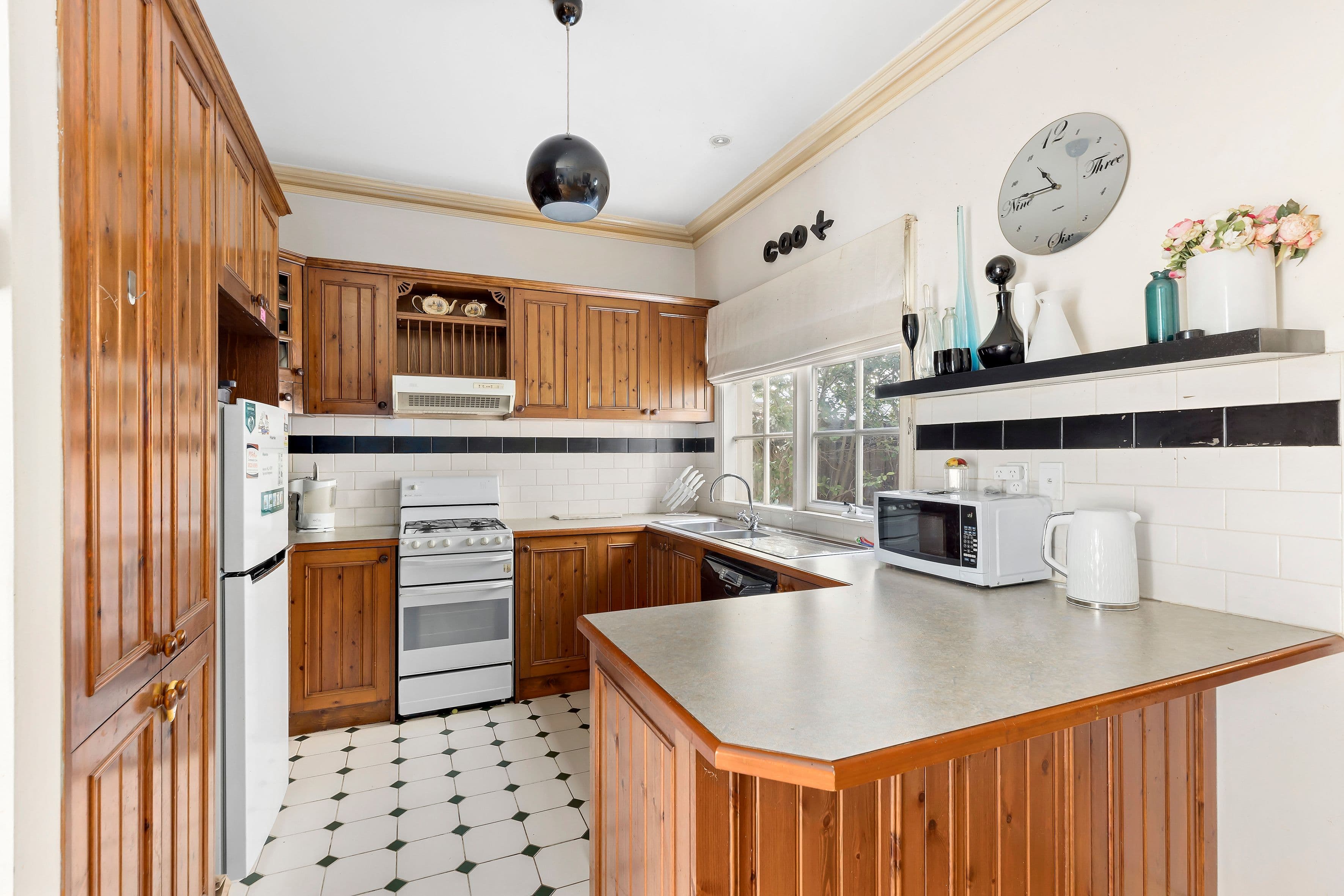 11 Acacia Grove, Pascoe Vale South VIC 3044, Pascoe Vale South - Thumbnail 7