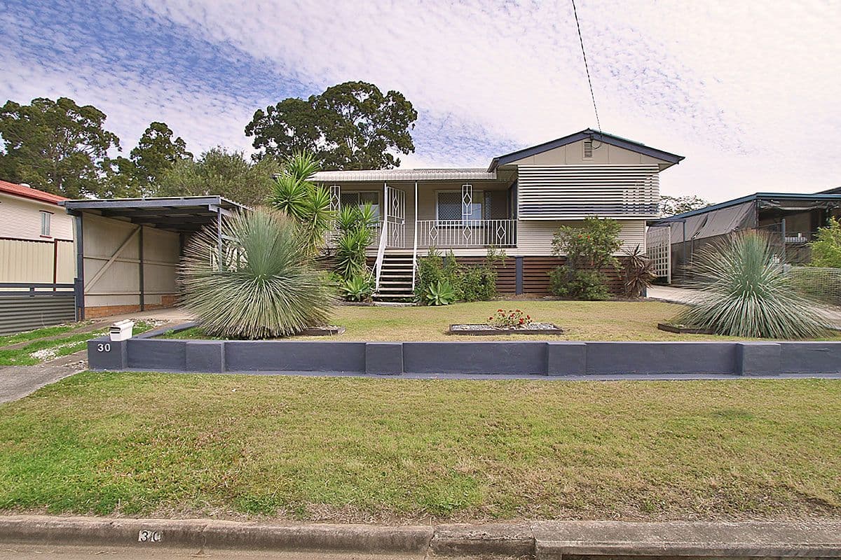 30 Grenadier Circle, Ebbw Vale QLD 4304, Ebbw Vale - Thumbnail 2