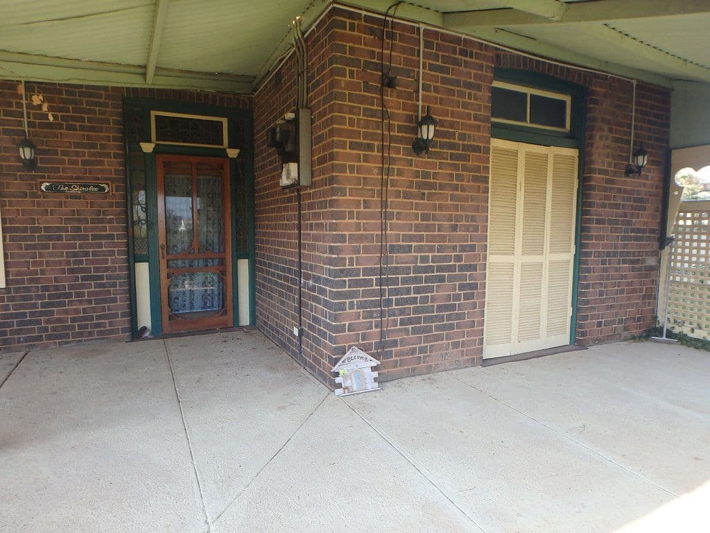 17 Junee Road, Temora NSW 2666, Temora - Thumbnail 2