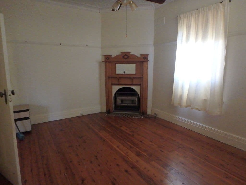 17 Junee Road, Temora NSW 2666, Temora - Thumbnail 6
