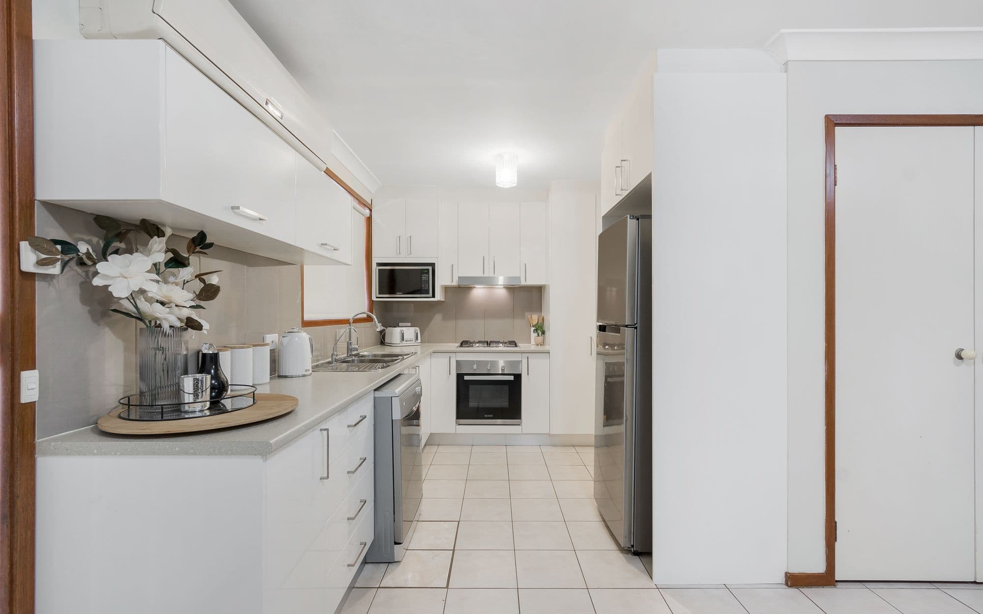7 Point Cook Road, Altona Meadows - Thumbnail 3
