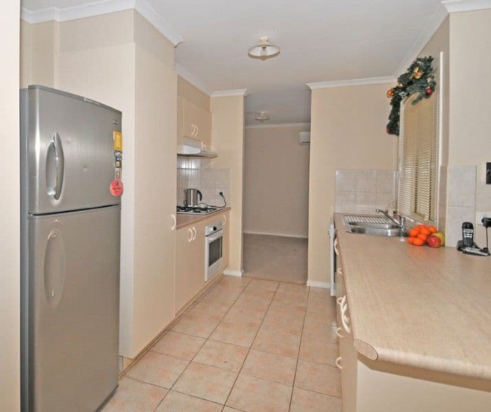 22 Joseph Drive, HILLSIDE VIC 3037, Hillside - Thumbnail 2