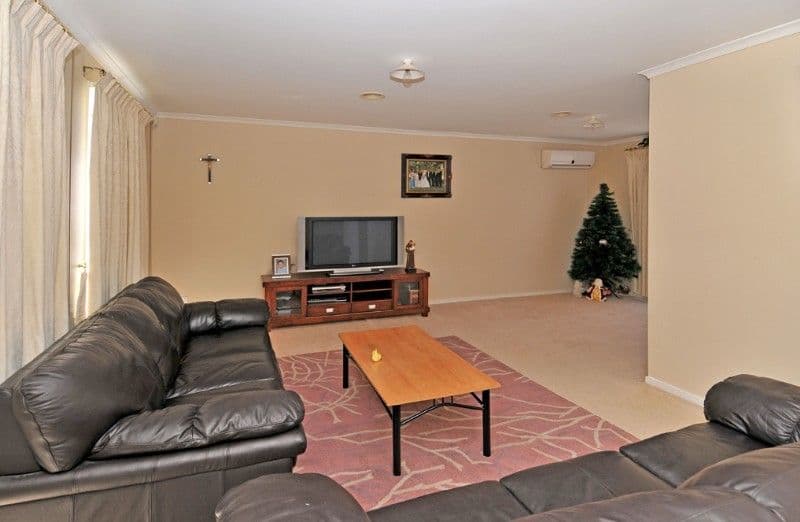 22 Joseph Drive, HILLSIDE VIC 3037, Hillside - Thumbnail 4