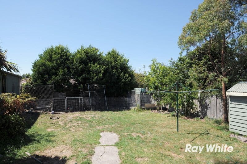 25 Marklin Street, CRANBOURNE VIC 3977, Cranbourne - Thumbnail 4