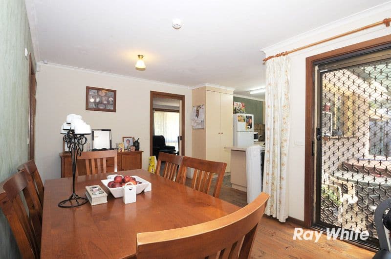 25 Marklin Street, CRANBOURNE VIC 3977, Cranbourne - Thumbnail 8