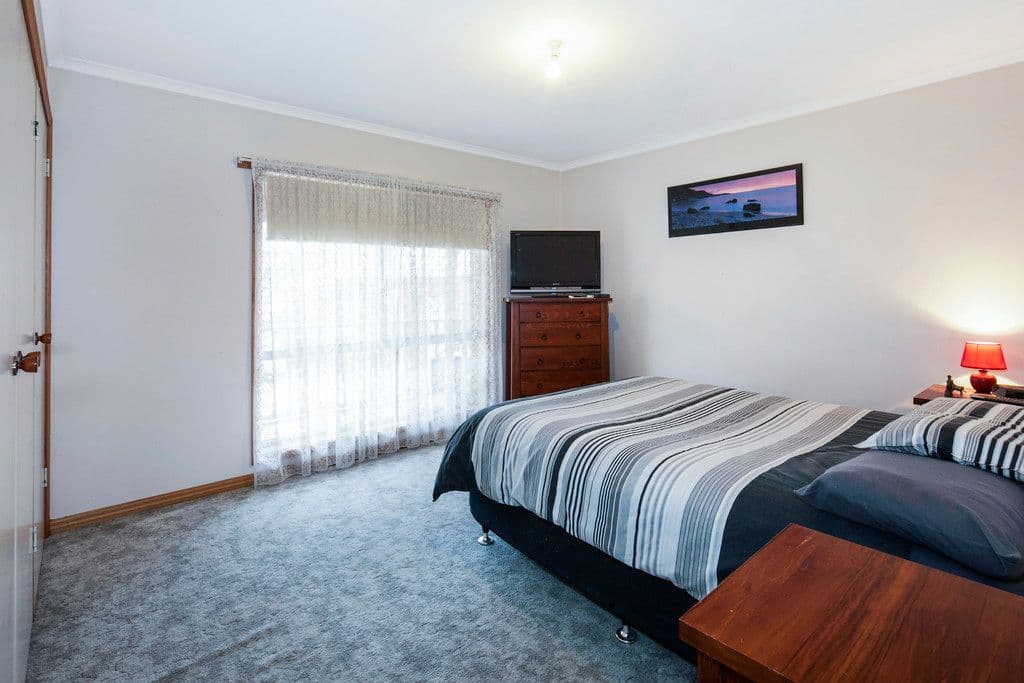 415 Learmonth Street, Buninyong VIC 3357, Buninyong - Thumbnail 6