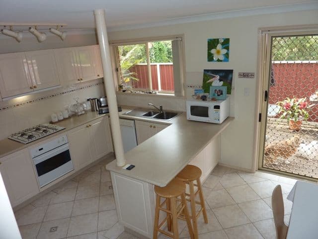 10-12 Gordon Street, WOONONA NSW 2517, Woonona - Thumbnail 2