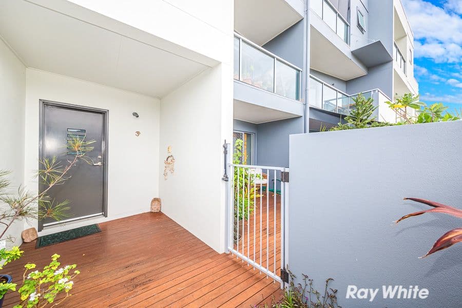 11 Wattle Avenue, Bongaree QLD 4507, Bongaree - Thumbnail 2