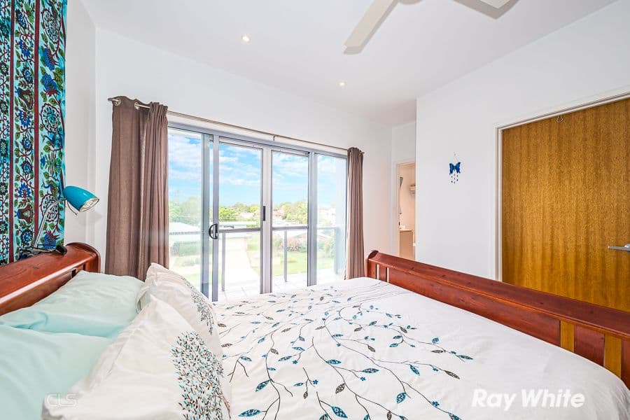 11 Wattle Avenue, Bongaree QLD 4507, Bongaree - Thumbnail 7