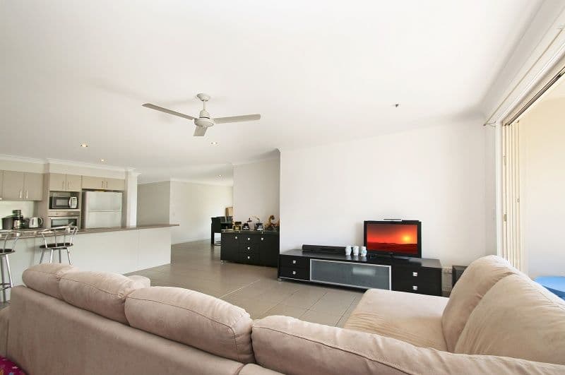 14 Waterville Way, Peregian Springs QLD 4573, Peregian Springs - Thumbnail 2