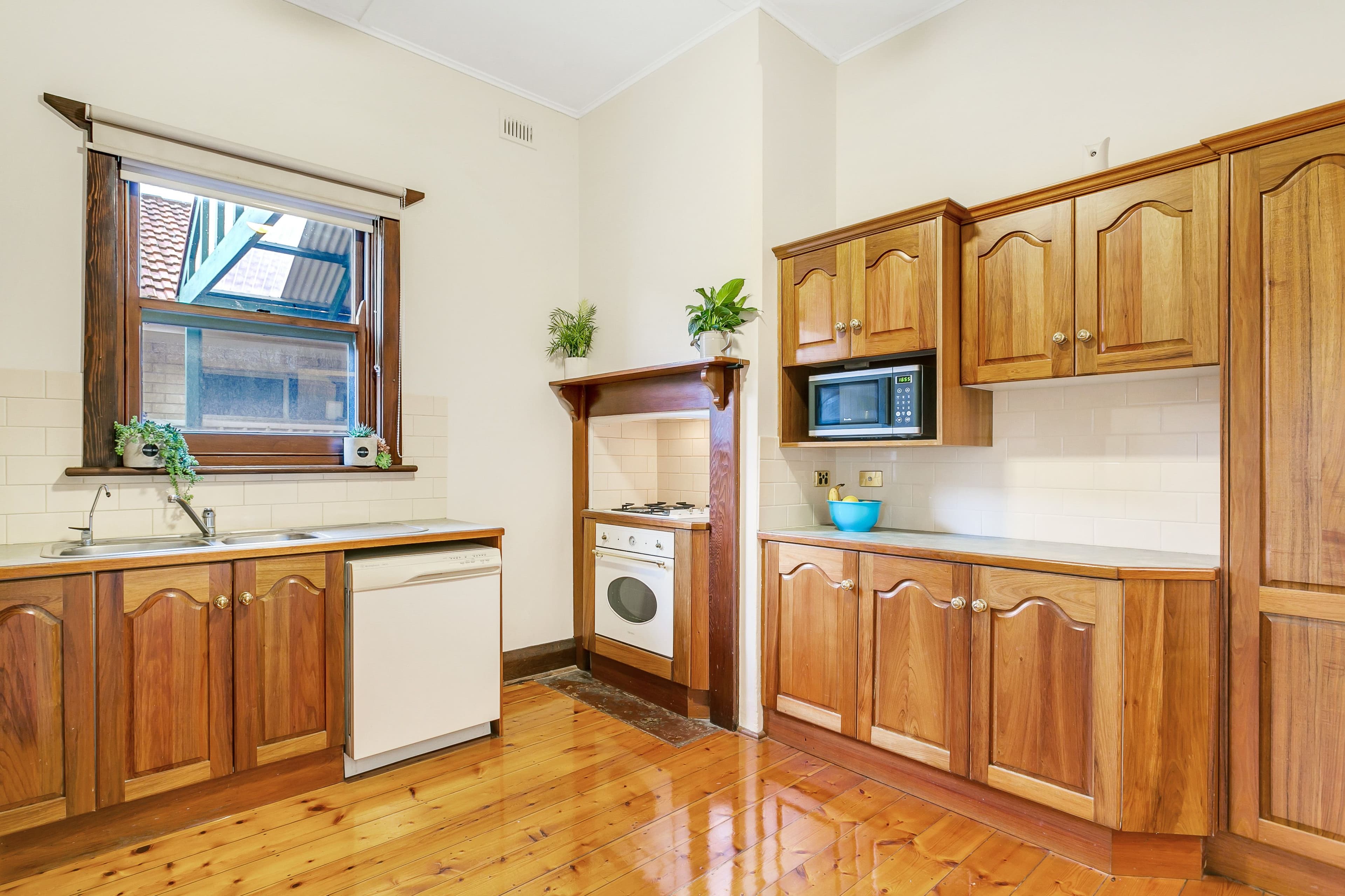 10 Owen Street, Seaton SA 5023, Seaton - Thumbnail 5