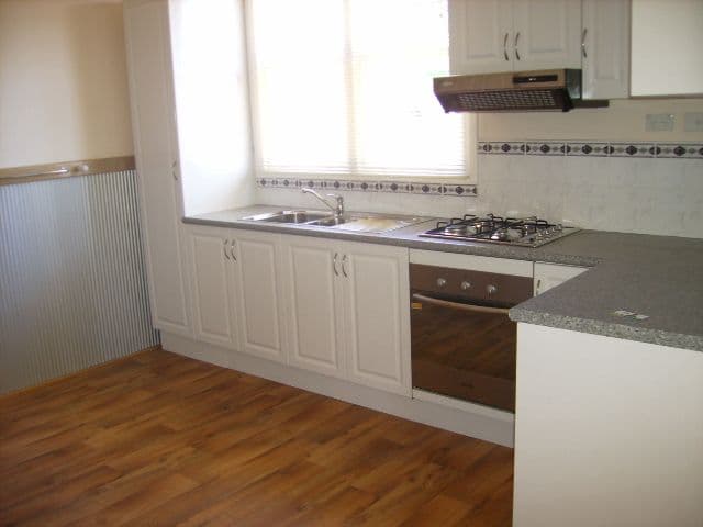 5 Bradley Street, BEACHLANDS WA 6530, Beachlands - Thumbnail 2
