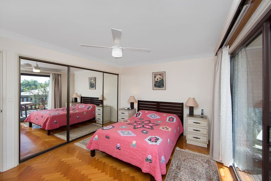 4 Elaine Avenue, Berkeley Vale NSW 2261, Berkeley Vale - Thumbnail 4