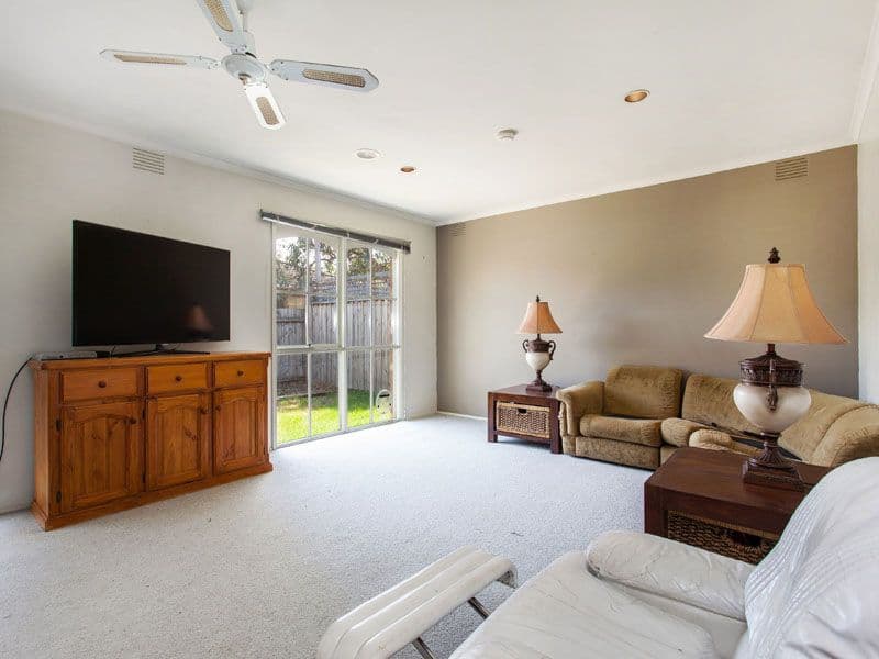13 Glenway Drive, DINGLEY VILLAGE VIC 3172, Dingley Village - Thumbnail 3