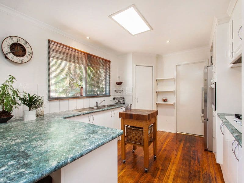 13 Glenway Drive, DINGLEY VILLAGE VIC 3172, Dingley Village - Thumbnail 7