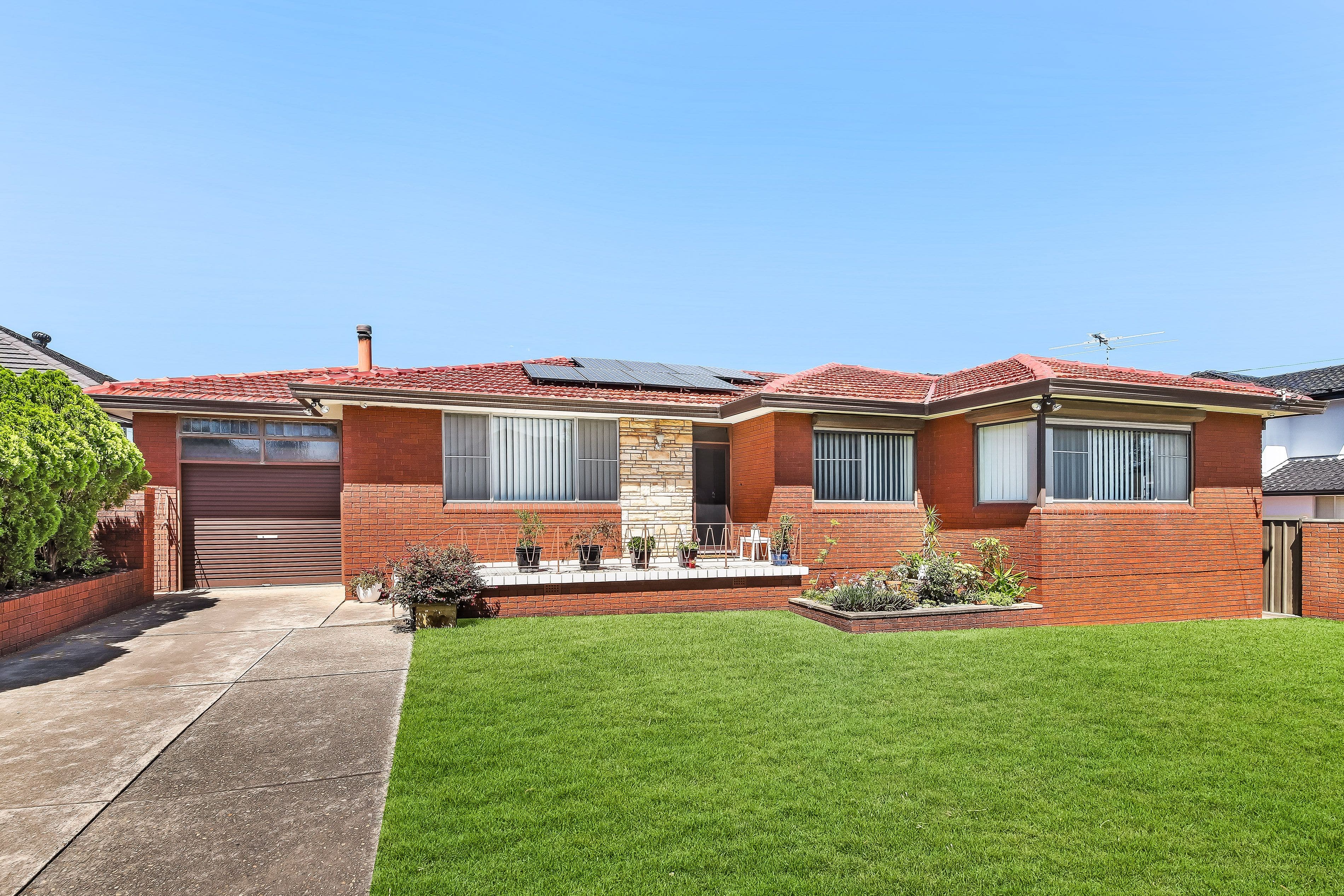 7 Solomon Court, Greenacre NSW 2190, Greenacre - Image 1