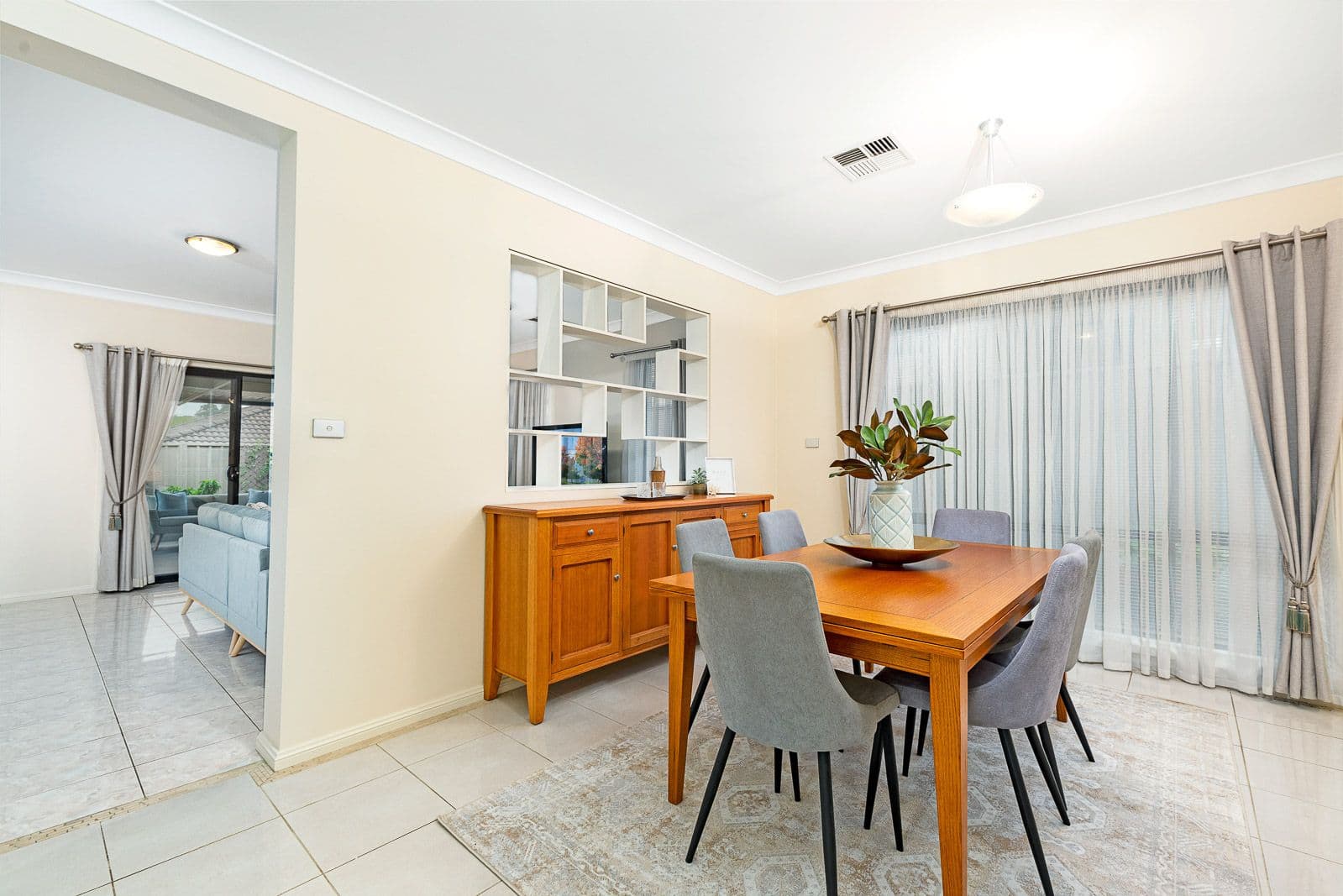 6 Buller Circuit, Beaumont Hills NSW 2155, Beaumont Hills - Thumbnail 2