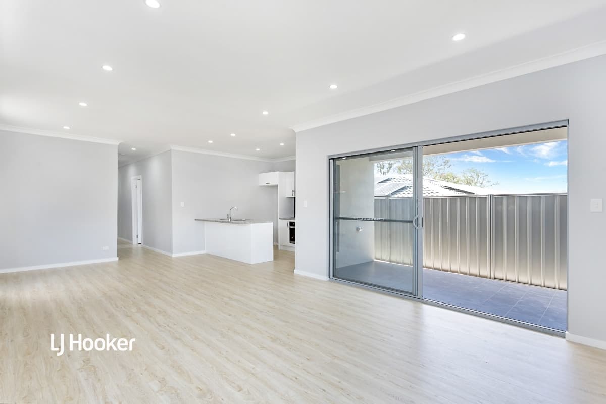54 Solandra Crescent, Modbury North SA 5092, Modbury North - Thumbnail 5