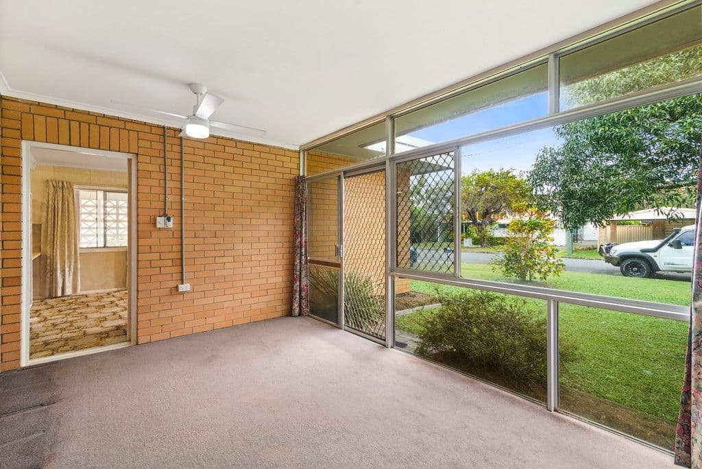 13 Flores Avenue, Palm Beach QLD 4221, Palm Beach - Thumbnail 6