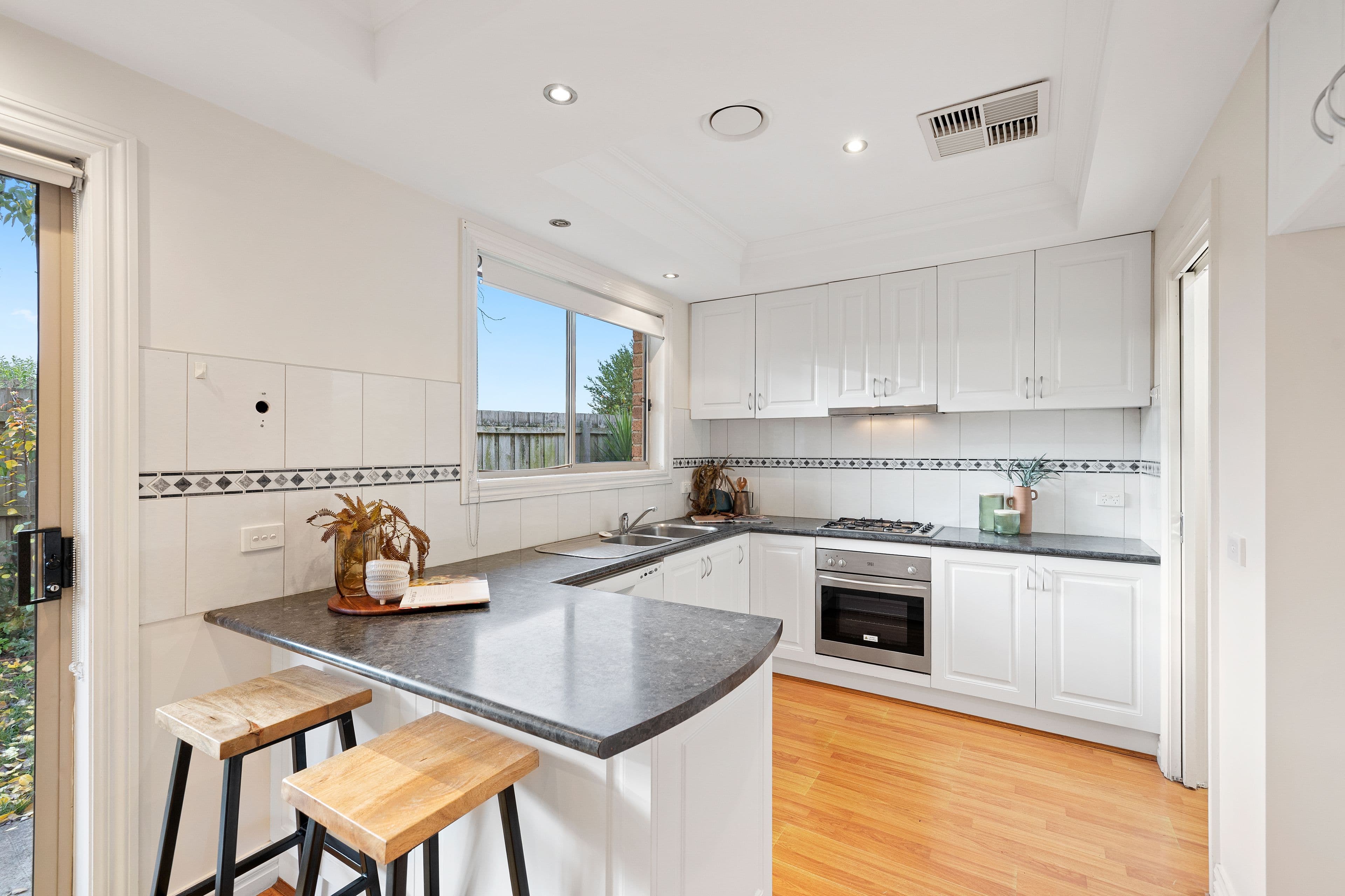 4 Bristol Place, Rowville VIC 3178, Rowville - Thumbnail 5