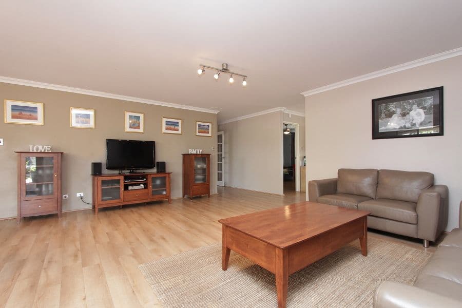 25 Farmaner Parkway, ELLENBROOK WA 6069, Ellenbrook - Thumbnail 8