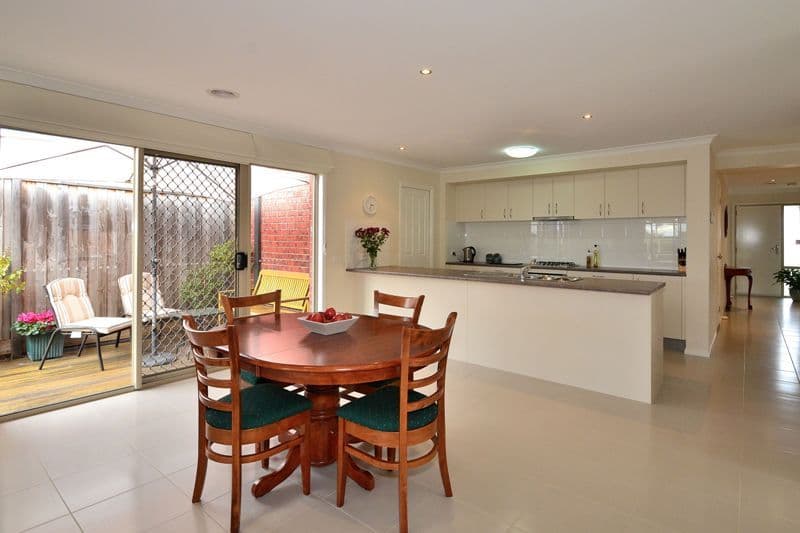 33 Lythrum Street, DOREEN VIC 3754, Doreen - Thumbnail 3