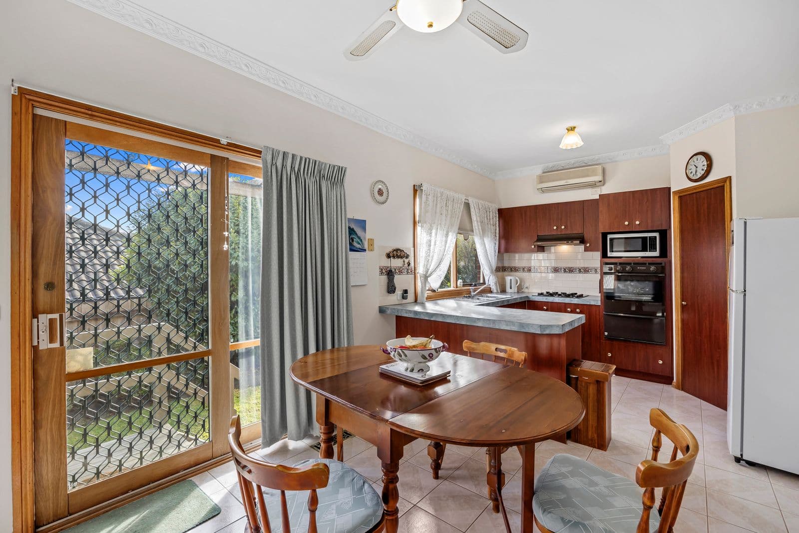 31 Yarraridge Drive, Chirnside Park VIC 3116, Chirnside Park - Thumbnail 4
