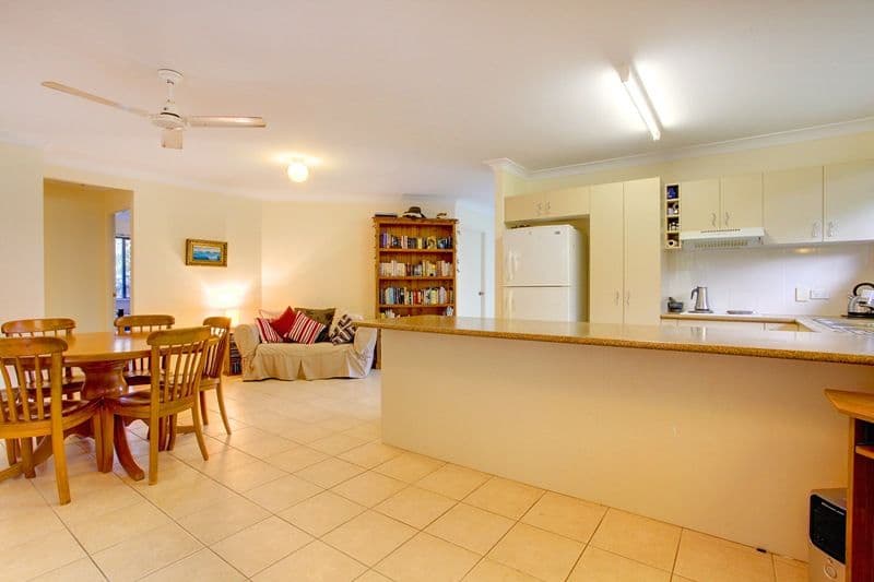 19  Timbury Way, MOUNT LOUISA QLD 4814, Mount Louisa - Thumbnail 4