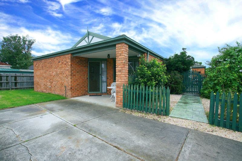 5 Rimu Close, DOVETON VIC 3177, Doveton - Image 1