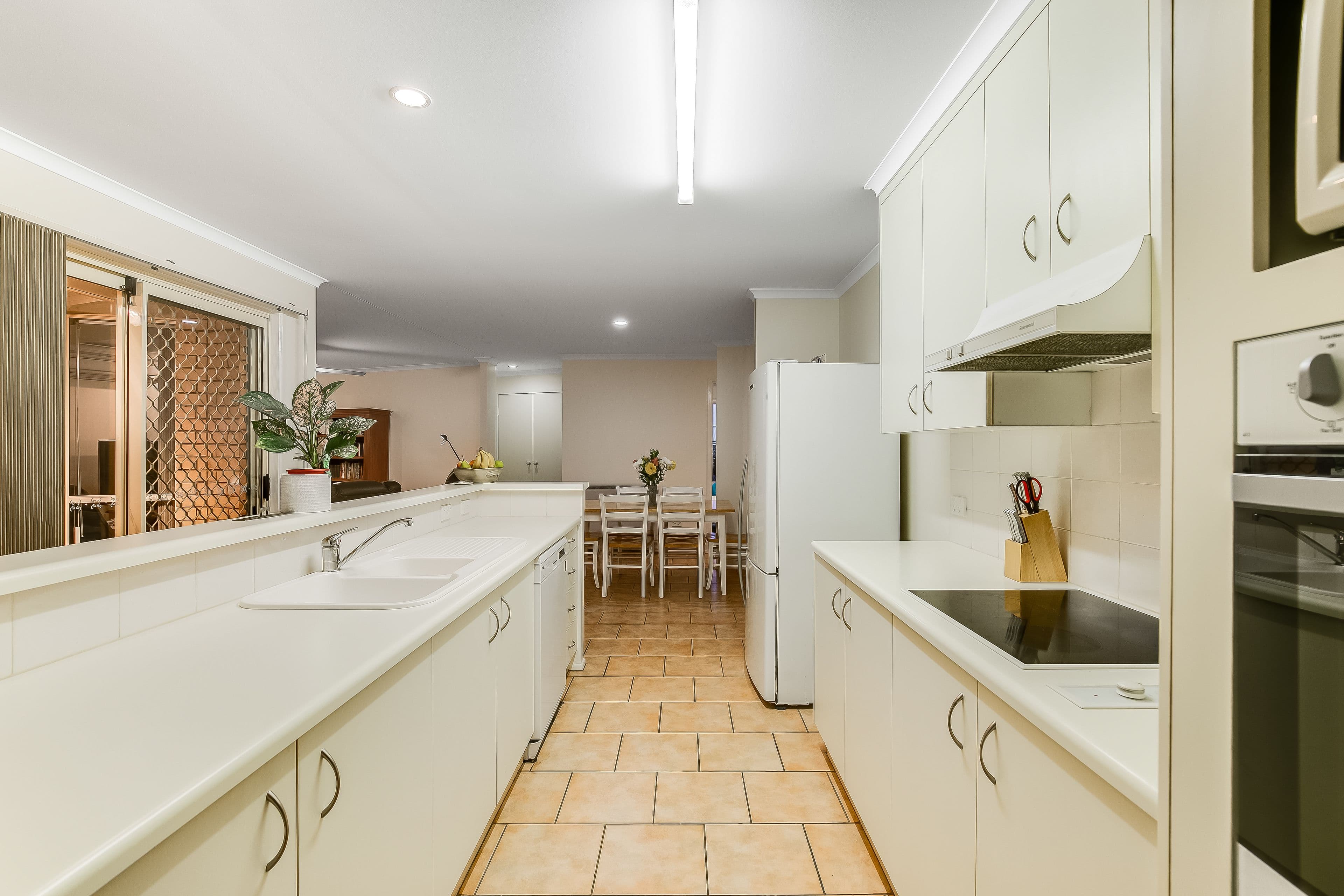 22 Halsworth Street, Cranley QLD 4350, Cranley - Thumbnail 7