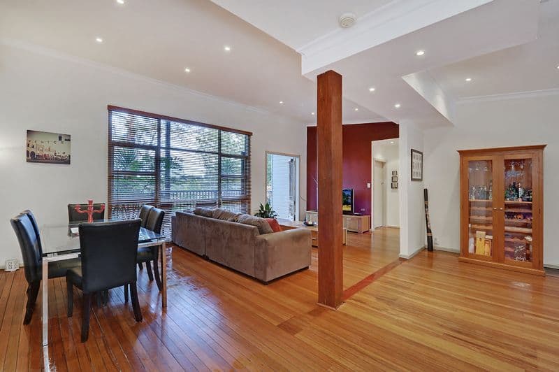 19a Clovelly Road, HORNSBY NSW 2077, Hornsby - Image 1
