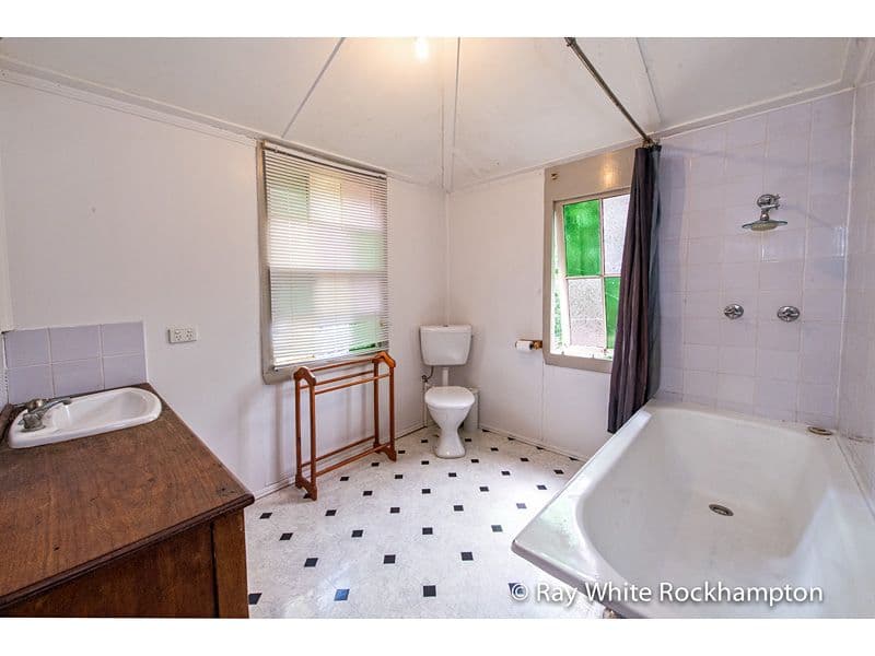 15 Franks Street, Berserker QLD 4701, Berserker - Thumbnail 7