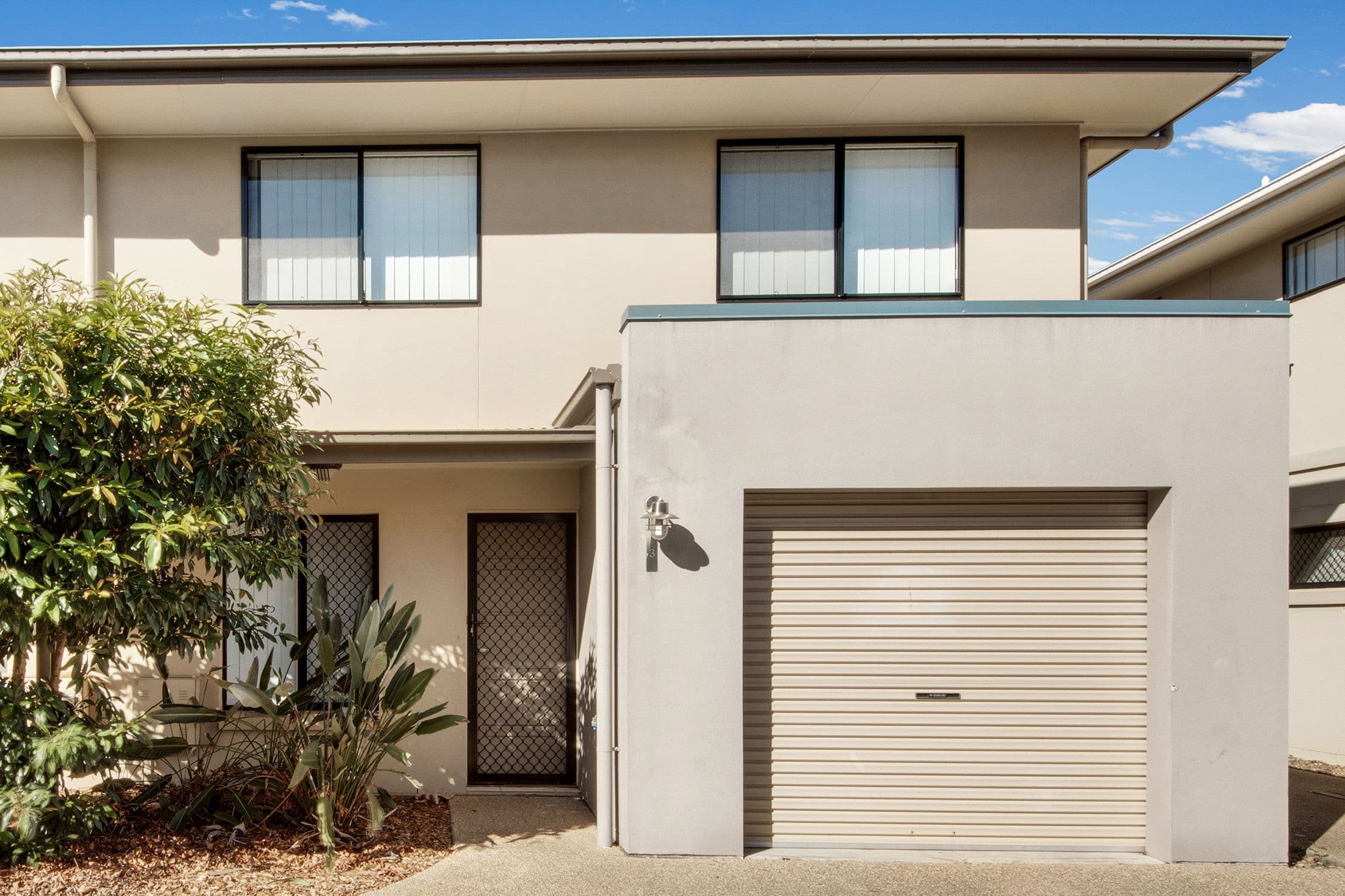 21 Roberts Street, South Gladstone QLD 4680, South Gladstone - Image 1