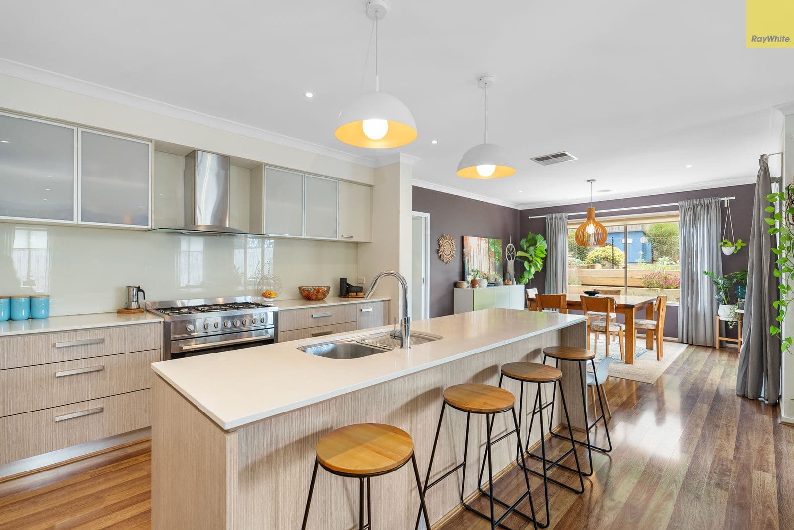 6 Currington Crescent, Darley VIC 3340, Darley - Thumbnail 3