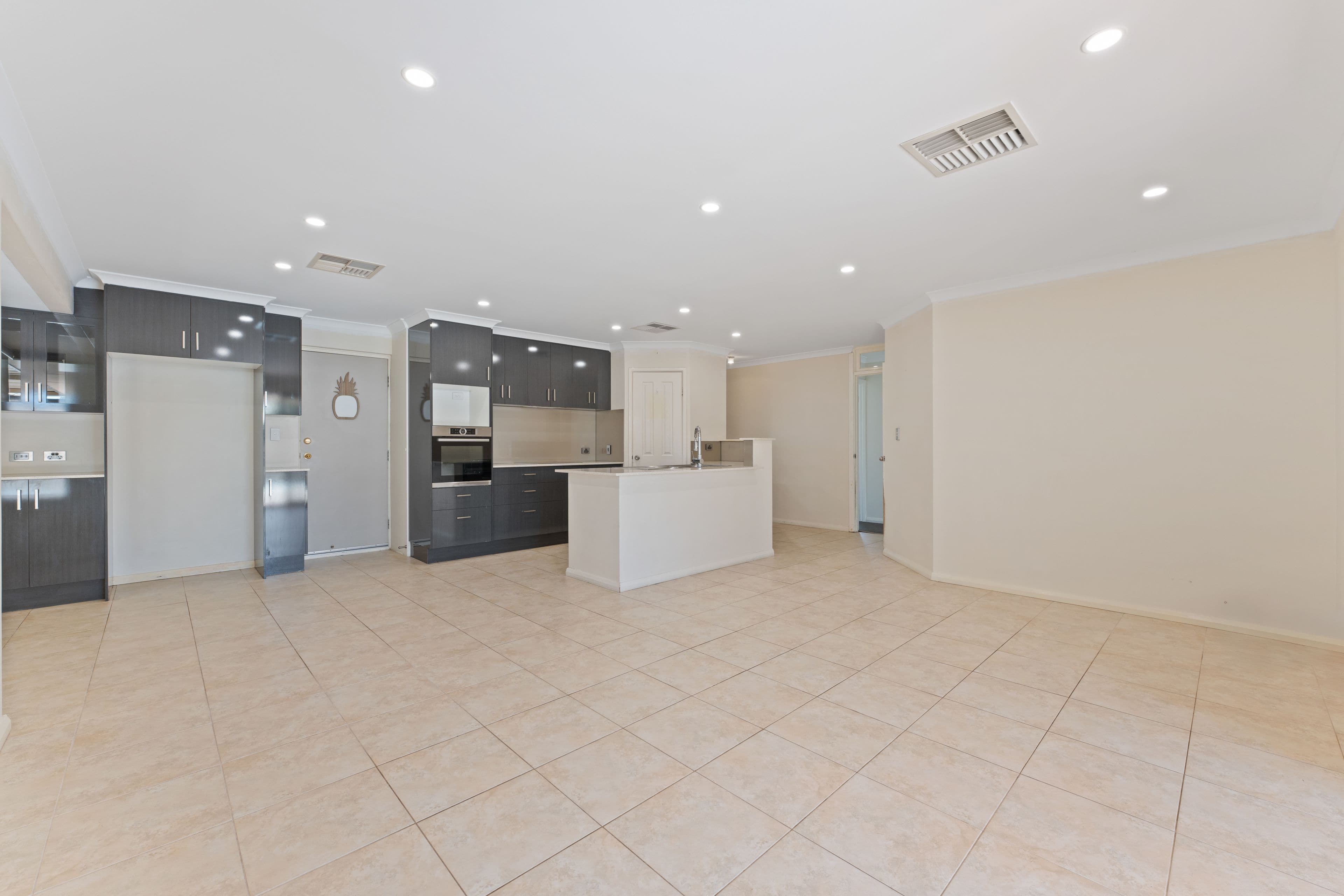 1 Montelimar Elbow, Port Kennedy WA 6172, Port Kennedy - Thumbnail 8