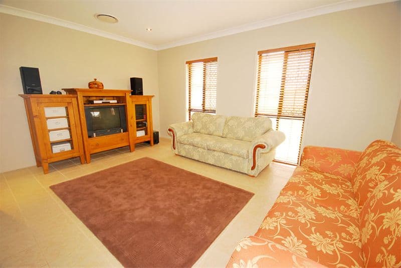12  Ebony Way, BILOELA QLD 4715, Biloela - Thumbnail 6