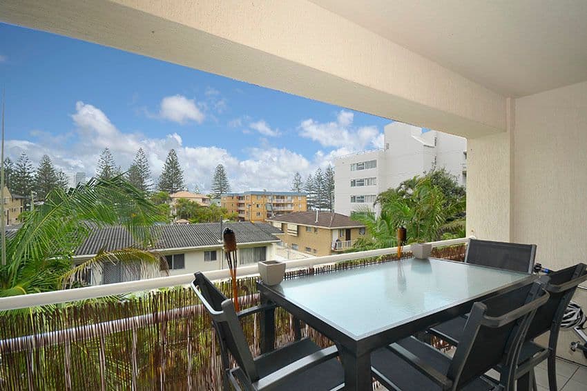9 Francis Street, Mermaid Beach QLD 4218, Mermaid Beach - Thumbnail 5