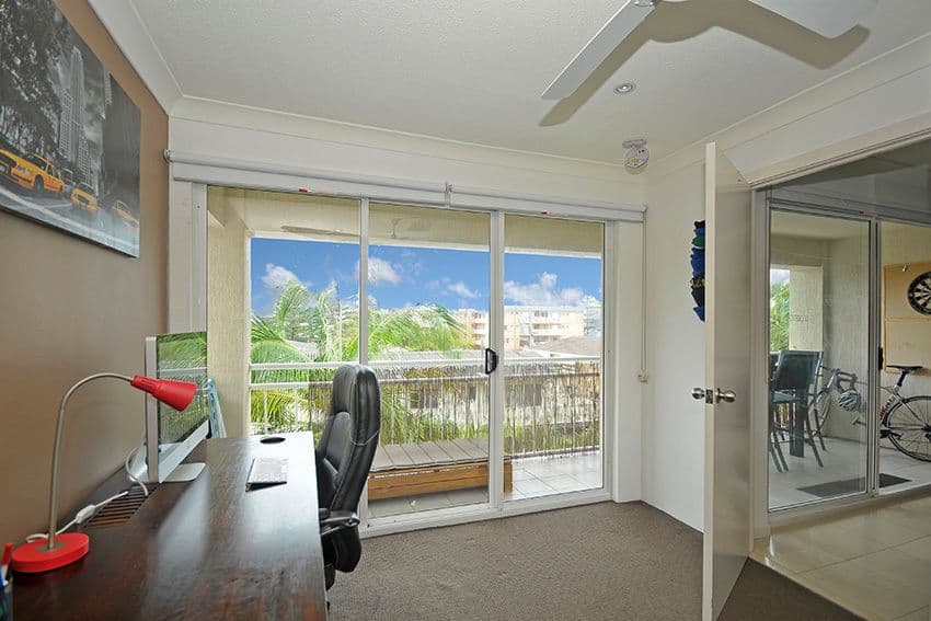 9 Francis Street, Mermaid Beach QLD 4218, Mermaid Beach - Thumbnail 6