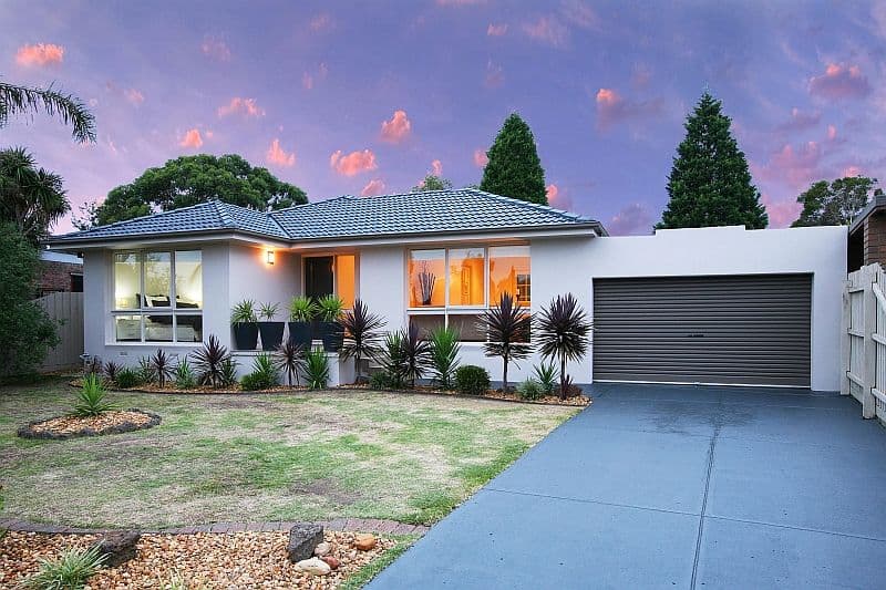 100 Redleap Avenue, MILL PARK VIC 3082, Mill Park - Image 1