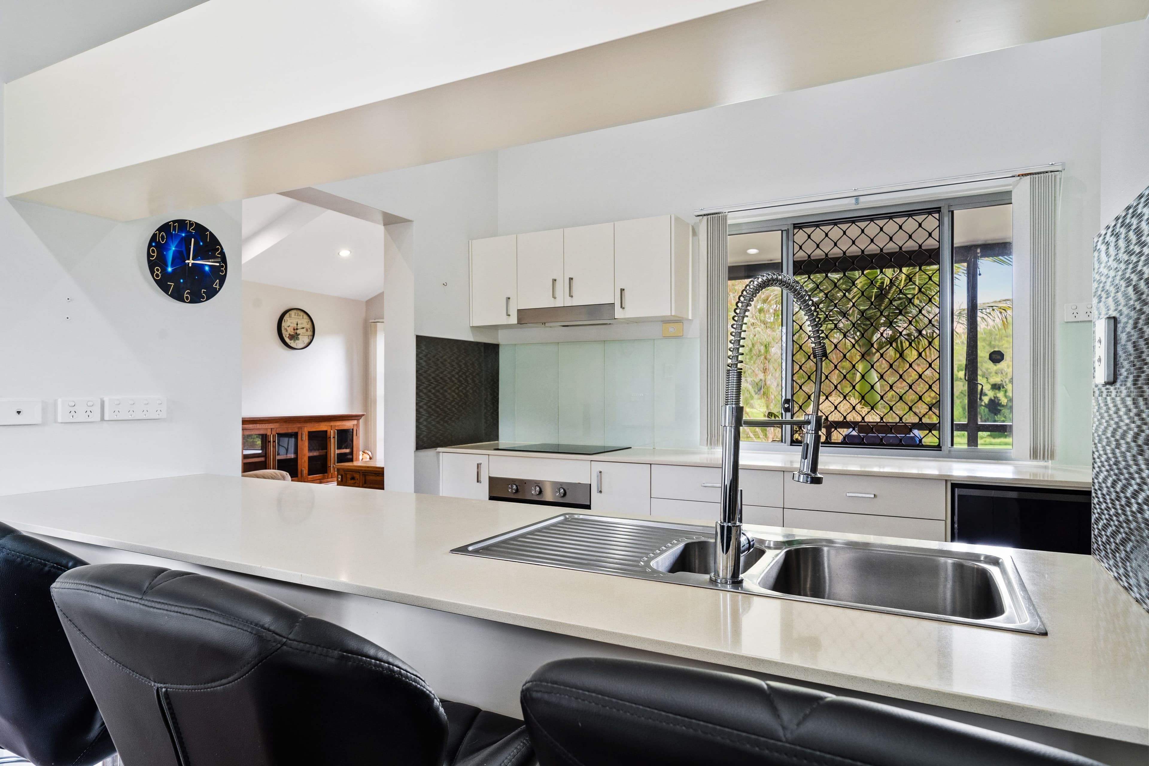 647 Stanmore Road, Luscombe QLD 4207, Luscombe - Thumbnail 8