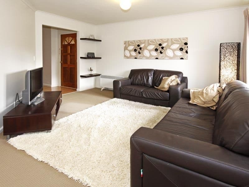 25 Augustine Drive, HIGHTON VIC 3216, Highton - Thumbnail 2