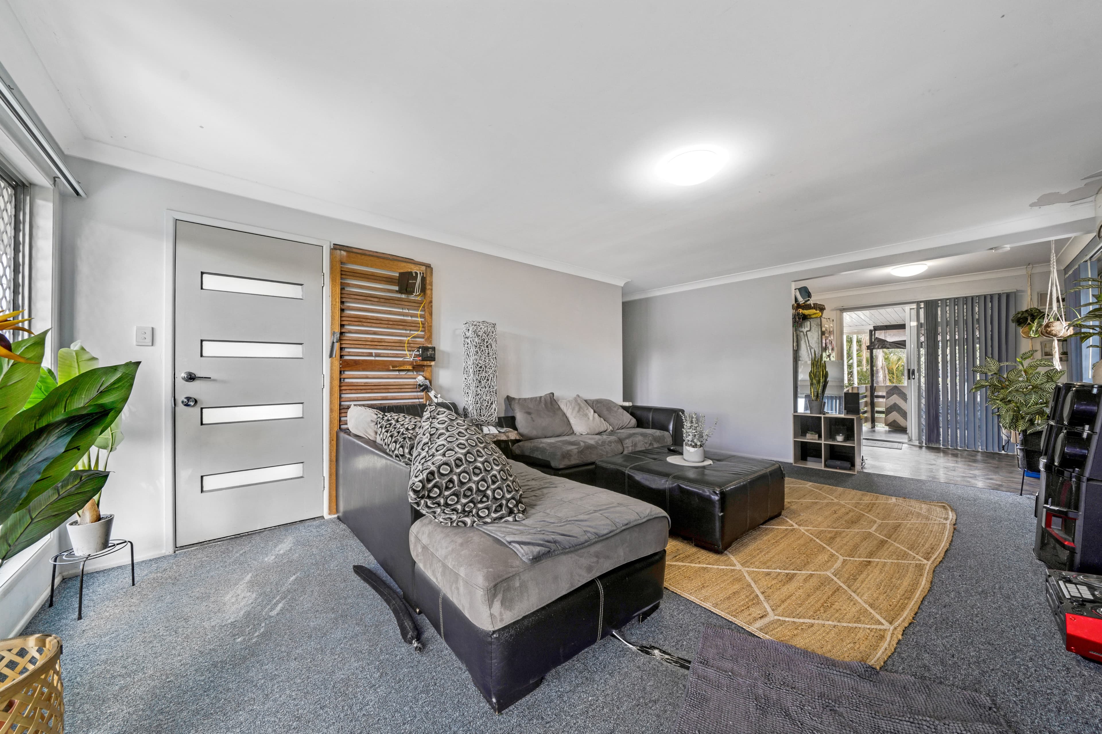 7 Coral Street, Loganlea QLD 4131, Loganlea - Thumbnail 8