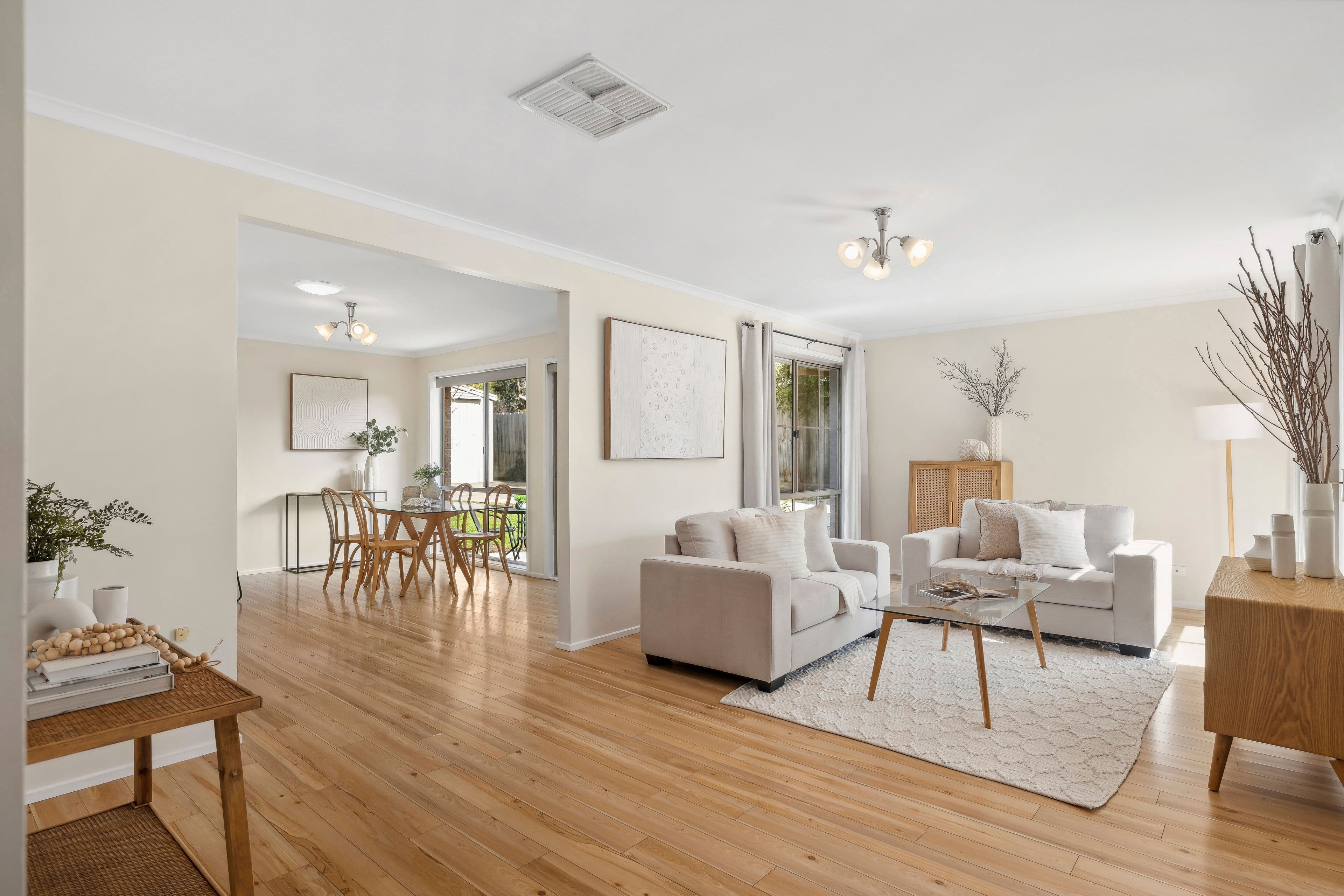 20 Rodney Drive, Woodend VIC 3442, Woodend - Thumbnail 2