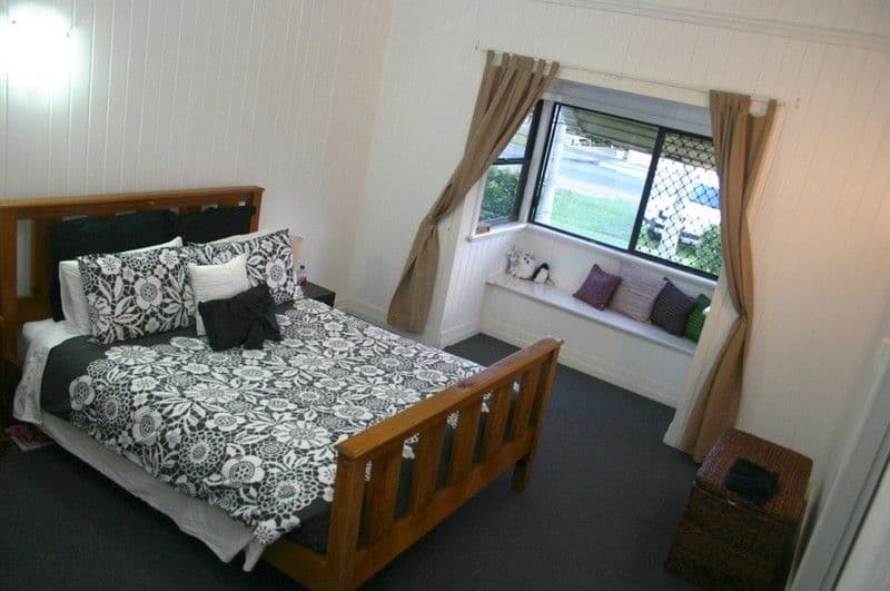 57  Woondooma Street, BUNDABERG WEST QLD 4670, Bundaberg West - Thumbnail 2