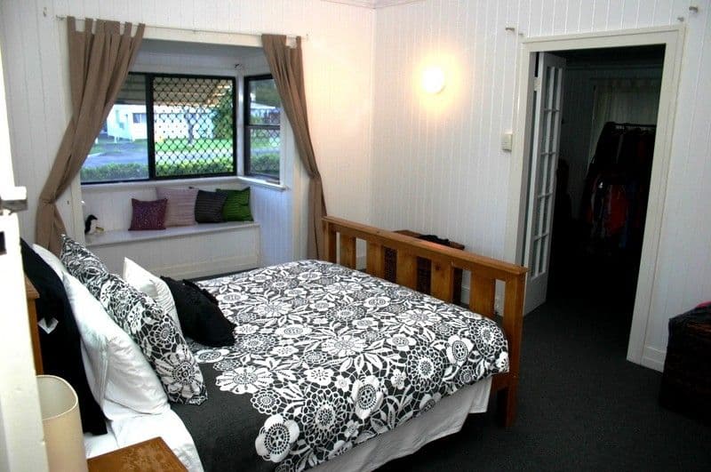 57  Woondooma Street, BUNDABERG WEST QLD 4670, Bundaberg West - Thumbnail 5
